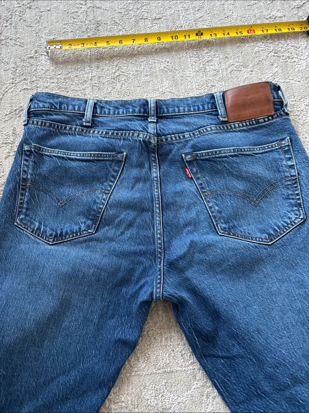 Levi's Men's 511 Dark Blue Relaxed Fit Jeans Leather Tags Premium size 38x32
